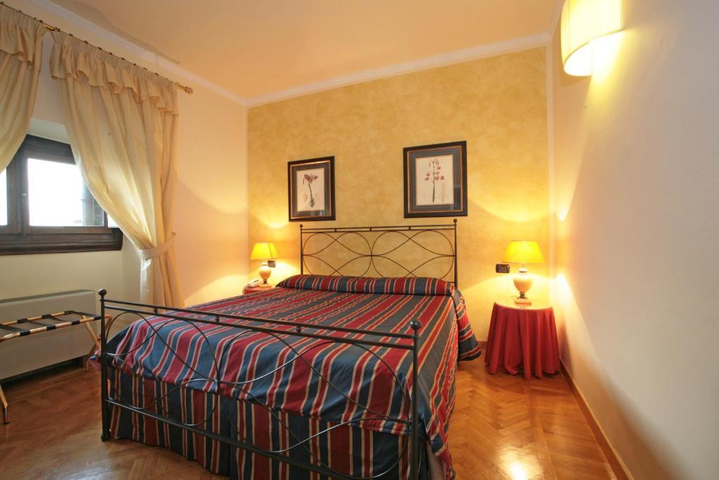 Palazzo Gamba Apartments Al Duomo Florence Phòng bức ảnh
